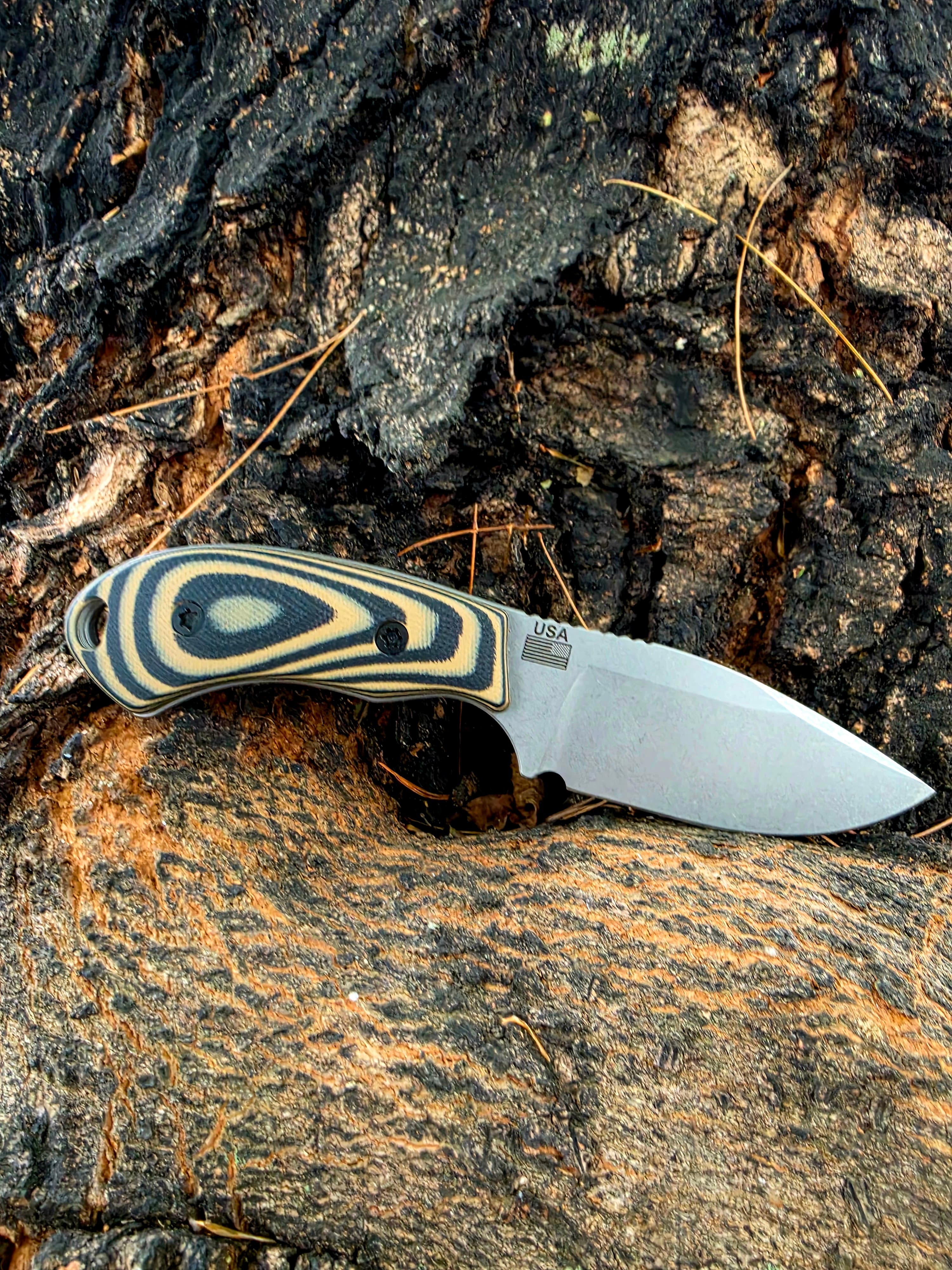 Wildcat - Coyote and Black G10 · MagnaCut · EDC, view 2